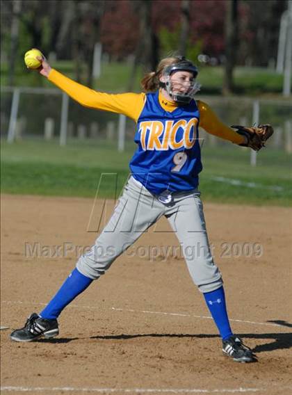 Thumbnail 2 in Trico @ Benton photogallery.