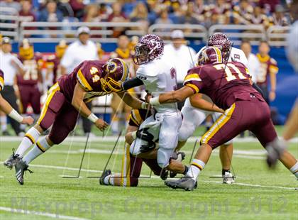 Thumbnail 2 in Flour Bluff vs. Harlandale (UIL 4A Division 1 Area Playoff) photogallery.