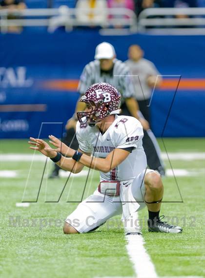 Thumbnail 1 in Flour Bluff vs. Harlandale (UIL 4A Division 1 Area Playoff) photogallery.