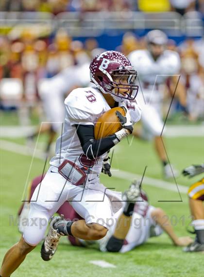 Thumbnail 2 in Flour Bluff vs. Harlandale (UIL 4A Division 1 Area Playoff) photogallery.