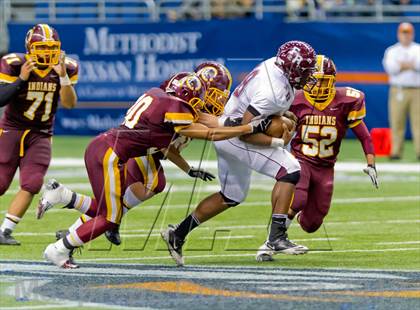 Thumbnail 3 in Flour Bluff vs. Harlandale (UIL 4A Division 1 Area Playoff) photogallery.