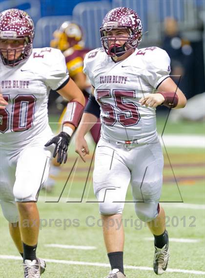Thumbnail 2 in Flour Bluff vs. Harlandale (UIL 4A Division 1 Area Playoff) photogallery.
