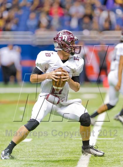 Thumbnail 3 in Flour Bluff vs. Harlandale (UIL 4A Division 1 Area Playoff) photogallery.