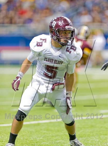 Thumbnail 1 in Flour Bluff vs. Harlandale (UIL 4A Division 1 Area Playoff) photogallery.
