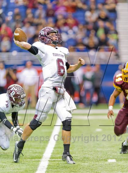 Thumbnail 1 in Flour Bluff vs. Harlandale (UIL 4A Division 1 Area Playoff) photogallery.