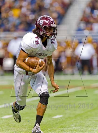 Thumbnail 3 in Flour Bluff vs. Harlandale (UIL 4A Division 1 Area Playoff) photogallery.