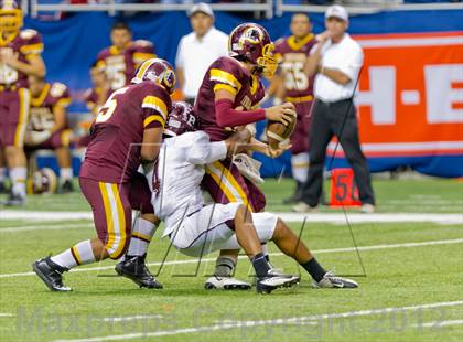 Thumbnail 1 in Flour Bluff vs. Harlandale (UIL 4A Division 1 Area Playoff) photogallery.