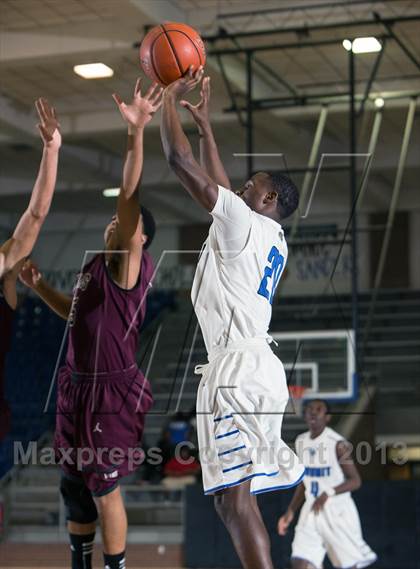 Thumbnail 1 in Ennis @ Mansfield Summit photogallery.