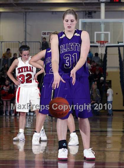 Thumbnail 3 in Gillette Christian @ Central photogallery.