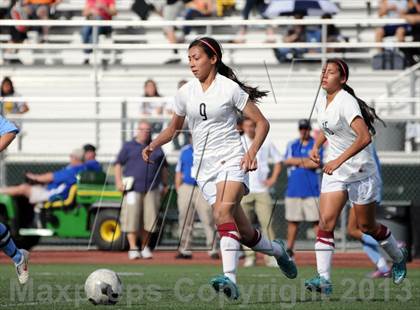 Thumbnail 1 in Downey vs.  Quartz Hill (CIF SS D5 Final) photogallery.