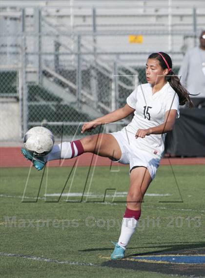 Thumbnail 3 in Downey vs.  Quartz Hill (CIF SS D5 Final) photogallery.