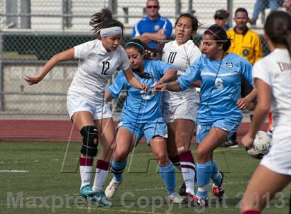 Thumbnail 2 in Downey vs.  Quartz Hill (CIF SS D5 Final) photogallery.