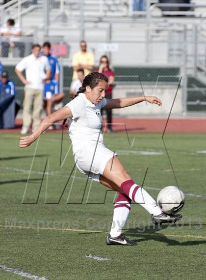 Thumbnail 2 in Downey vs.  Quartz Hill (CIF SS D5 Final) photogallery.