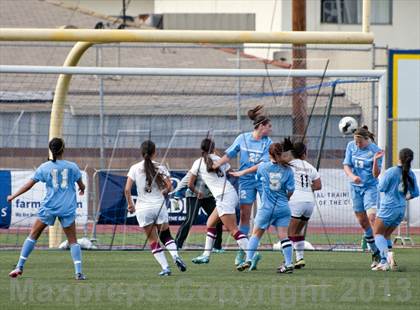 Thumbnail 3 in Downey vs.  Quartz Hill (CIF SS D5 Final) photogallery.