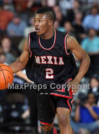 Thumbnail 2 in Burkburnett vs. Mexia (UIL 3A Semifinal) photogallery.