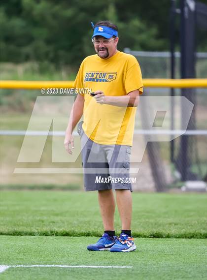Thumbnail 2 in Benton vs Burlington (Xavier Varsity Classic) photogallery.