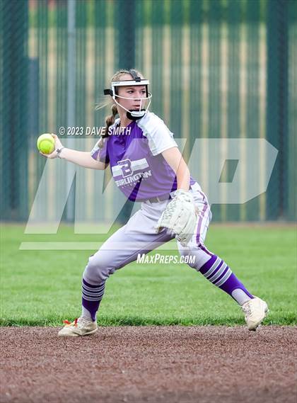 Thumbnail 1 in Benton vs Burlington (Xavier Varsity Classic) photogallery.
