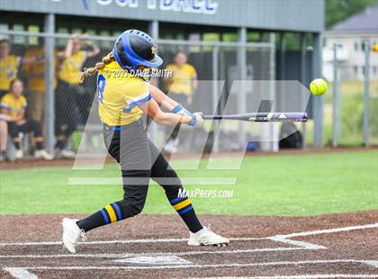 Thumbnail 2 in Benton vs Burlington (Xavier Varsity Classic) photogallery.