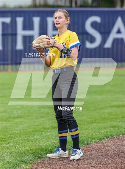 Thumbnail 1 in Benton vs Burlington (Xavier Varsity Classic) photogallery.