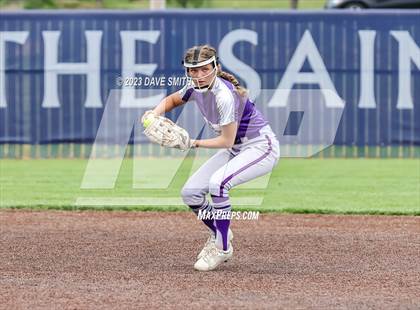 Thumbnail 1 in Benton vs Burlington (Xavier Varsity Classic) photogallery.