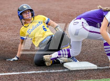 Thumbnail 1 in Benton vs Burlington (Xavier Varsity Classic) photogallery.