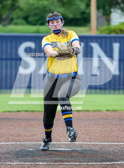 Thumbnail 2 in Benton vs Burlington (Xavier Varsity Classic) photogallery.