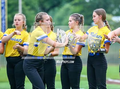 Thumbnail 2 in Benton vs Burlington (Xavier Varsity Classic) photogallery.