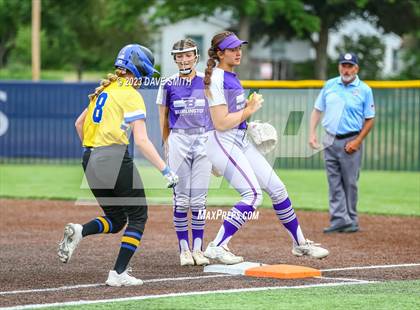Thumbnail 2 in Benton vs Burlington (Xavier Varsity Classic) photogallery.