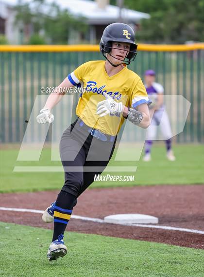 Thumbnail 2 in Benton vs Burlington (Xavier Varsity Classic) photogallery.