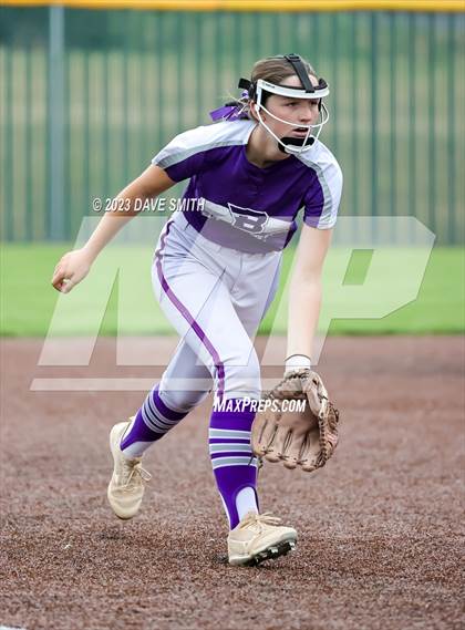 Thumbnail 3 in Benton vs Burlington (Xavier Varsity Classic) photogallery.