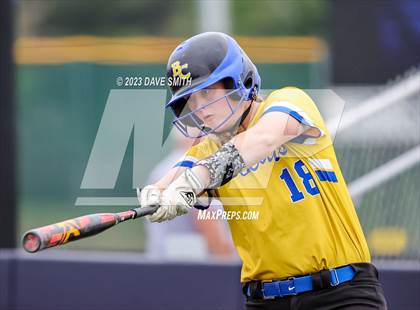 Thumbnail 3 in Benton vs Burlington (Xavier Varsity Classic) photogallery.