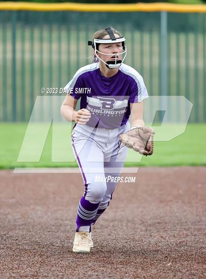 Thumbnail 1 in Benton vs Burlington (Xavier Varsity Classic) photogallery.