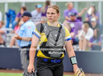 Thumbnail 1 in Benton vs Burlington (Xavier Varsity Classic) photogallery.