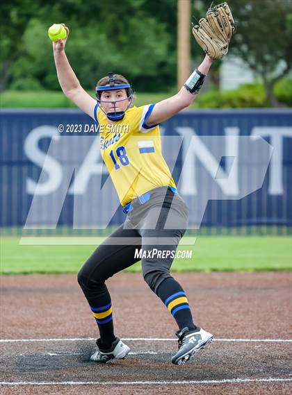 Thumbnail 2 in Benton vs Burlington (Xavier Varsity Classic) photogallery.
