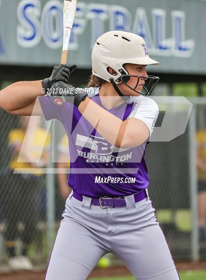 Thumbnail 3 in Benton vs Burlington (Xavier Varsity Classic) photogallery.