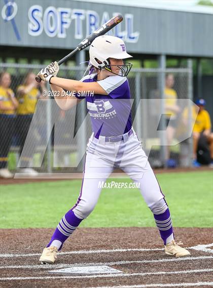 Thumbnail 1 in Benton vs Burlington (Xavier Varsity Classic) photogallery.