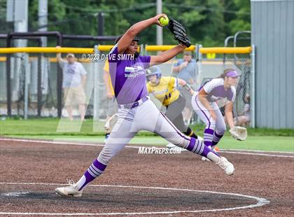 Thumbnail 2 in Benton vs Burlington (Xavier Varsity Classic) photogallery.