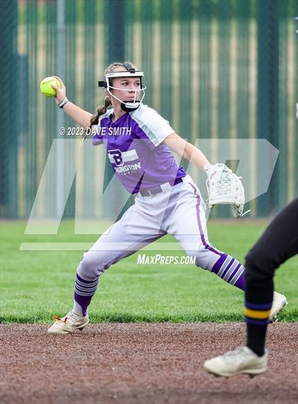 Thumbnail 2 in Benton vs Burlington (Xavier Varsity Classic) photogallery.