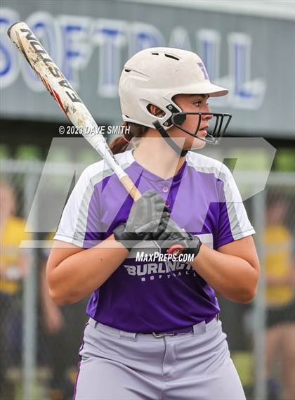 Thumbnail 2 in Benton vs Burlington (Xavier Varsity Classic) photogallery.