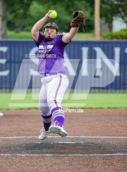 Thumbnail 2 in Benton vs Burlington (Xavier Varsity Classic) photogallery.
