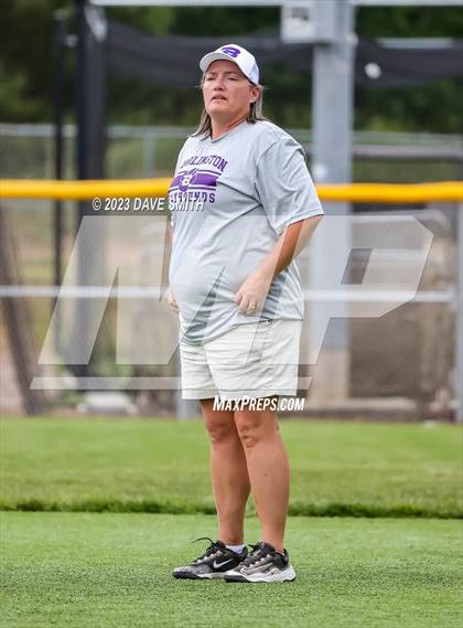 Thumbnail 1 in Benton vs Burlington (Xavier Varsity Classic) photogallery.