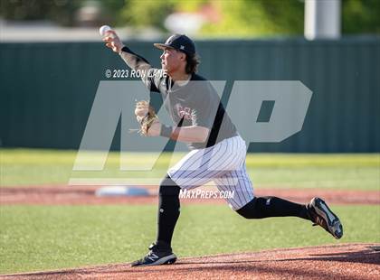 Thumbnail 3 in Mustang vs Yukon (OSSAA 6A Regional Final) photogallery.