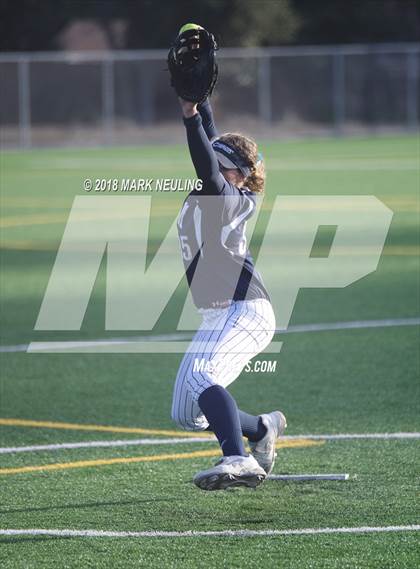 Thumbnail 1 in Carlmont @ Hillsdale photogallery.