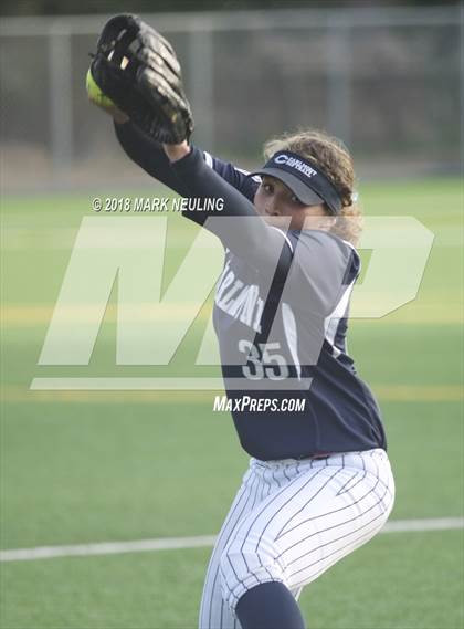 Thumbnail 1 in Carlmont @ Hillsdale photogallery.