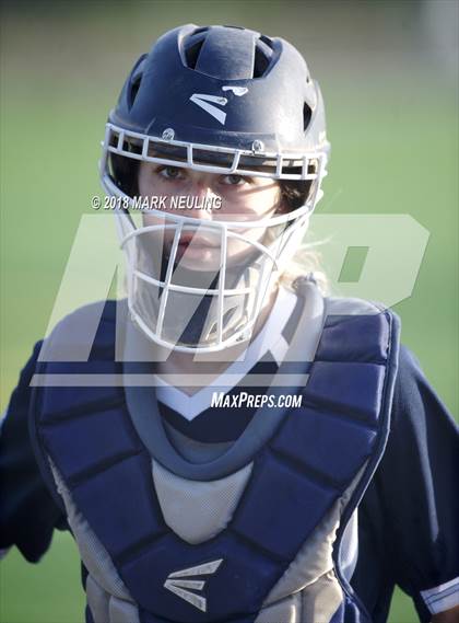 Thumbnail 1 in Carlmont @ Hillsdale photogallery.