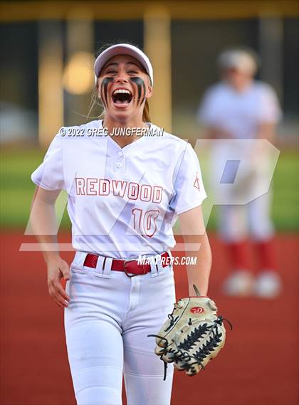 Thumbnail 3 in Redwood vs. Marin Catholic (CIF NCS MCAL Championship) photogallery.