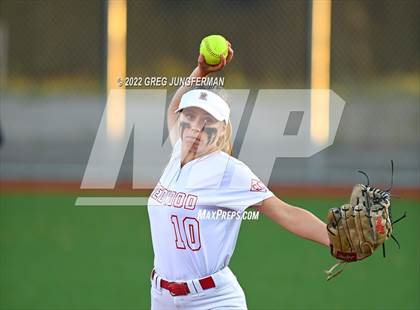Thumbnail 3 in Redwood vs. Marin Catholic (CIF NCS MCAL Championship) photogallery.