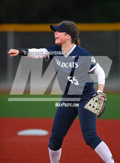 Thumbnail 2 in Redwood vs. Marin Catholic (CIF NCS MCAL Championship) photogallery.
