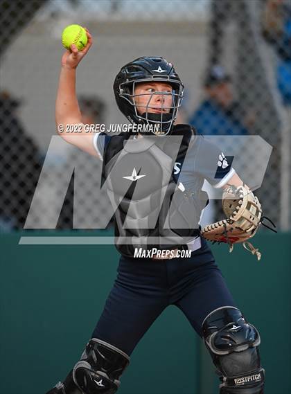 Thumbnail 3 in Redwood vs. Marin Catholic (CIF NCS MCAL Championship) photogallery.