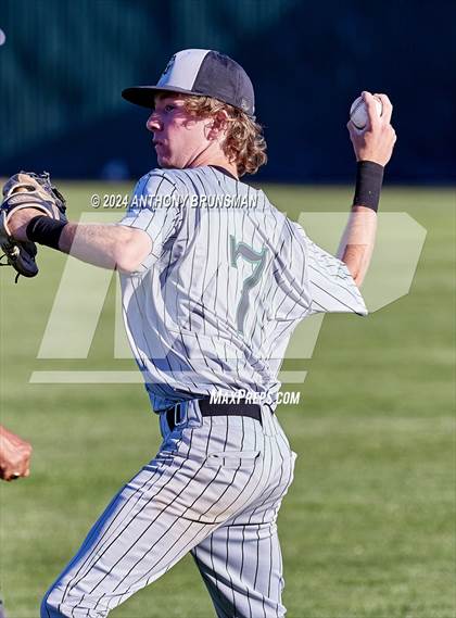 Thumbnail 1 in Twelve Bridges vs. Casa Roble (CIF SJS D4 Final) photogallery.
